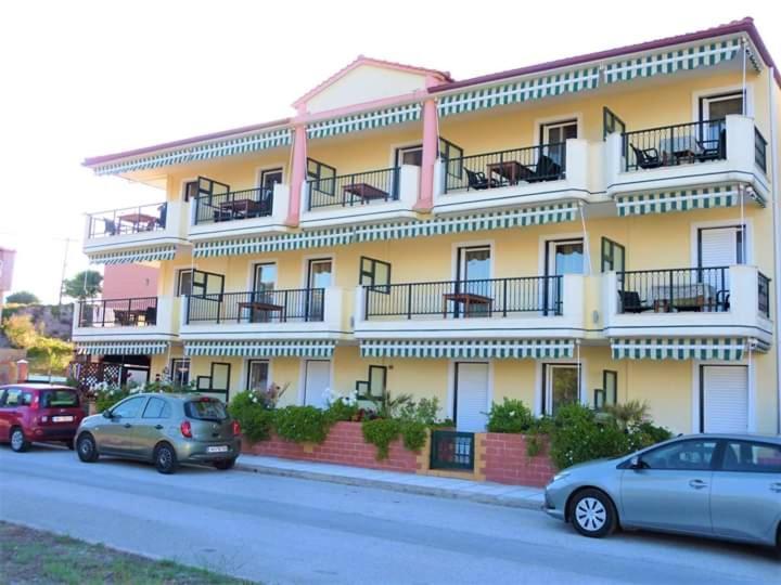 סארטי Apartmenthotel Sithon מראה חיצוני תמונה