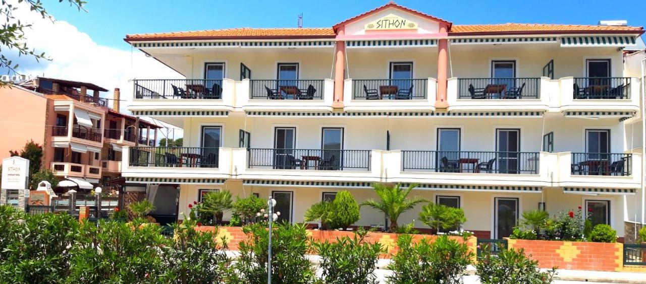 סארטי Apartmenthotel Sithon מראה חיצוני תמונה